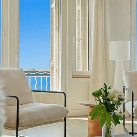 Duplex D'exception Face A La Hyères